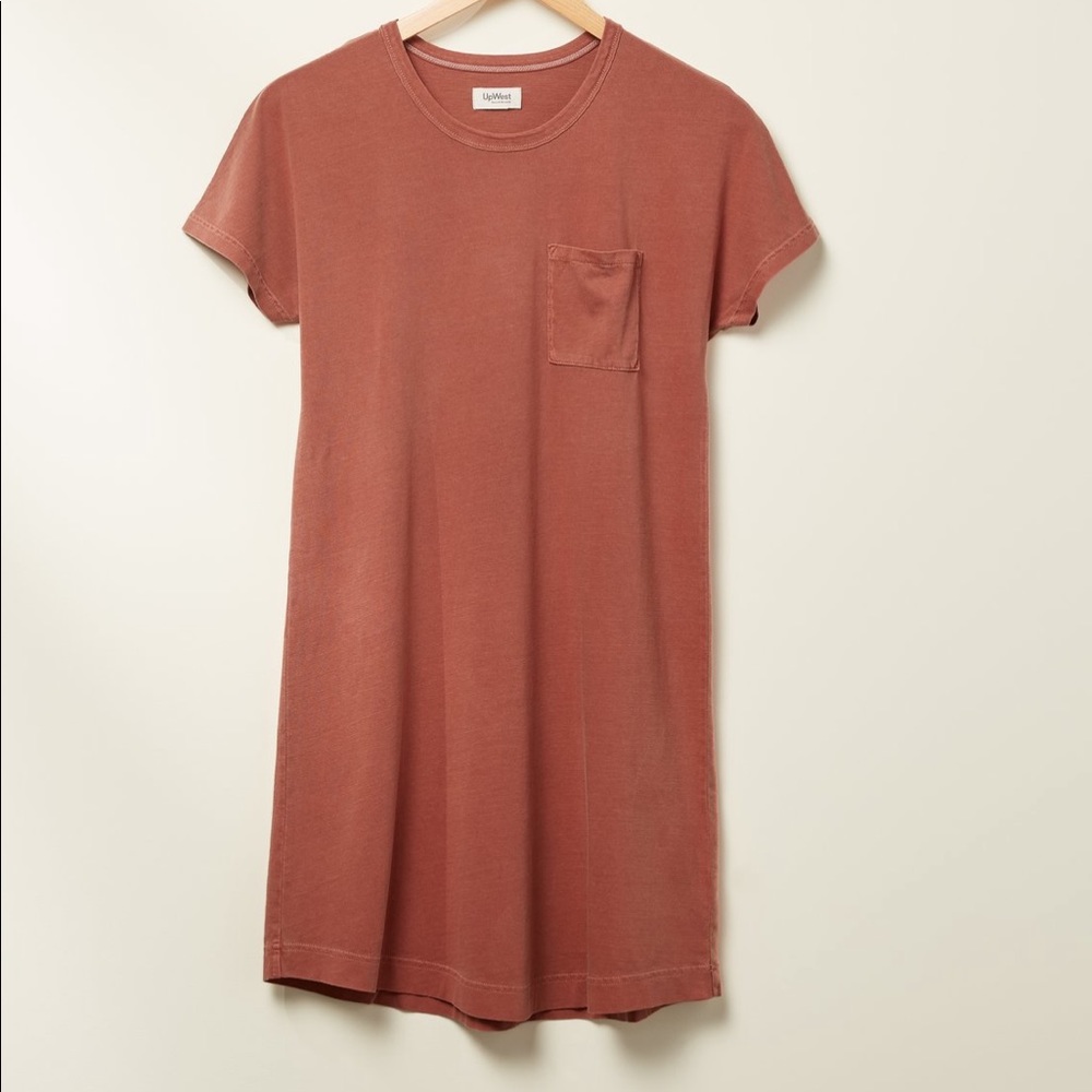 Upwest T-Shirt dress